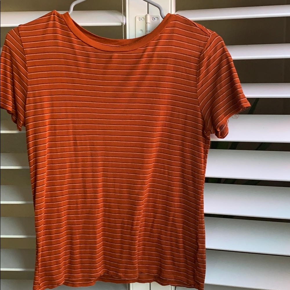 orange top